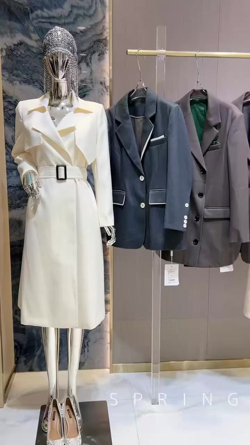 探寻徐闻时尚角落 右立方工厂服装店，解锁你的专属穿搭灵感